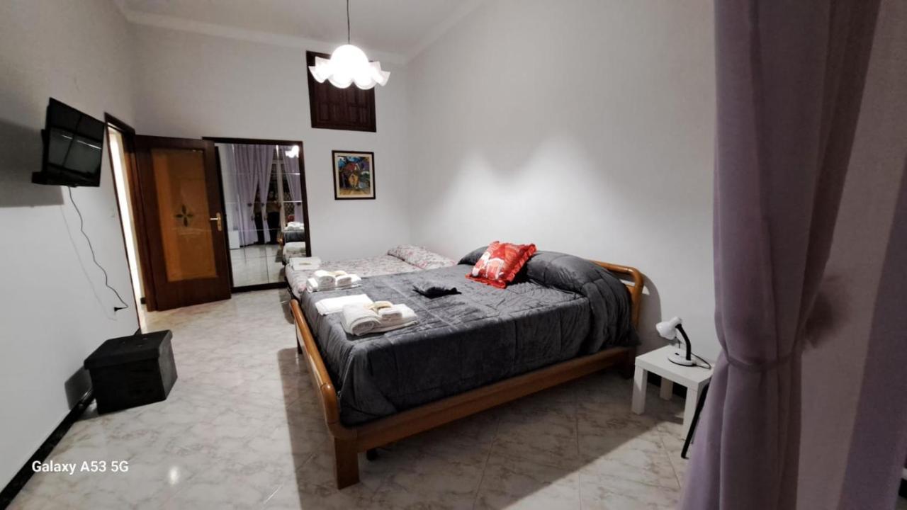 Aurora E Dad Naples Center B&B Zewnętrze zdjęcie