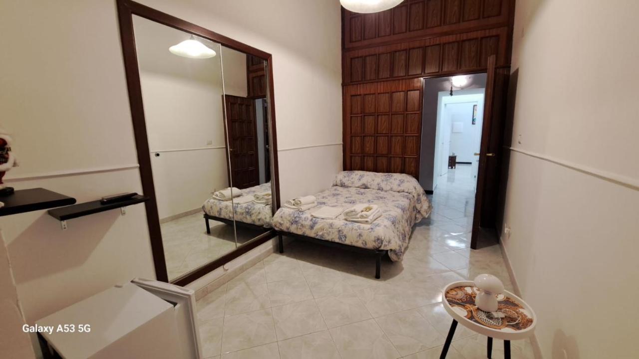 Aurora E Dad Naples Center B&B Zewnętrze zdjęcie