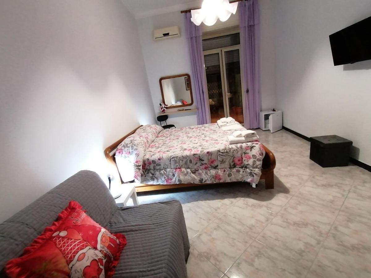 Aurora E Dad Naples Center B&B Zewnętrze zdjęcie