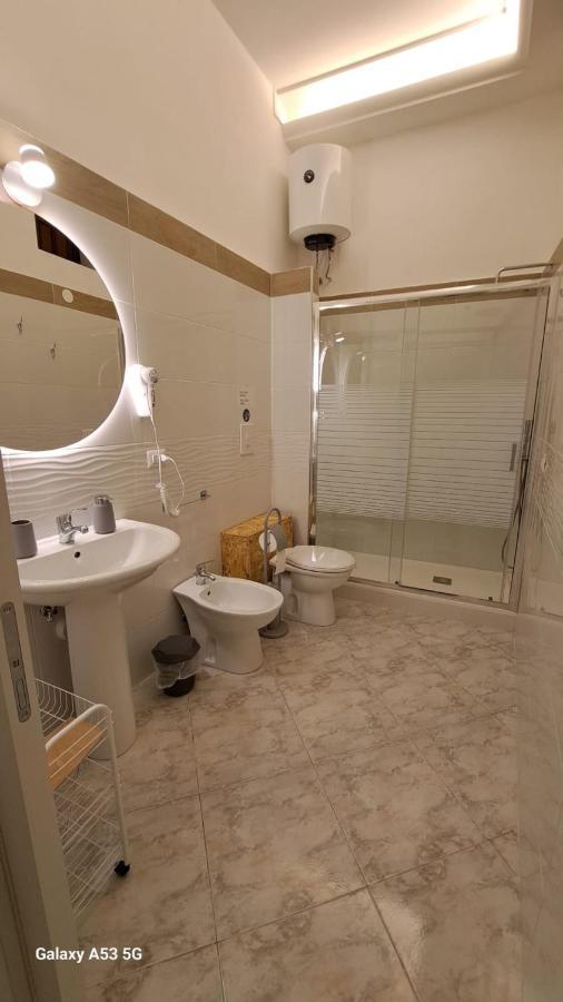 Aurora E Dad Naples Center B&B Zewnętrze zdjęcie