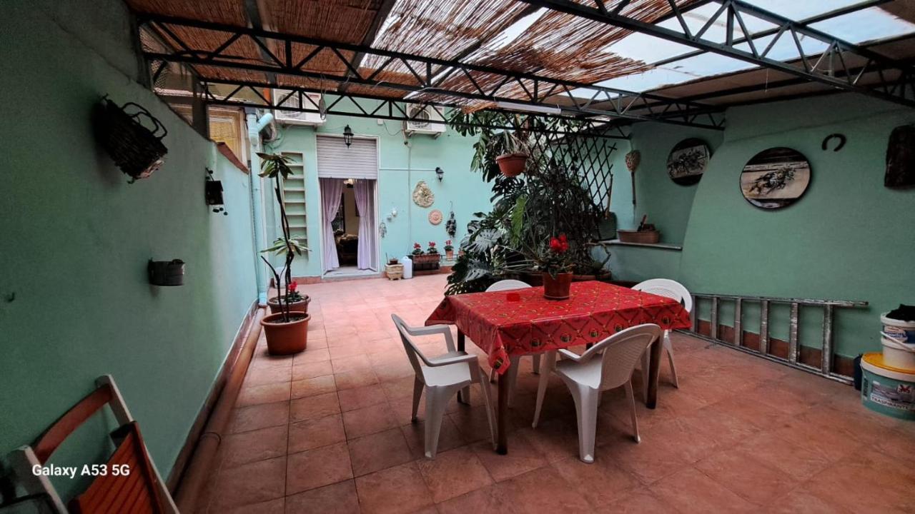 Aurora E Dad Naples Center B&B Zewnętrze zdjęcie